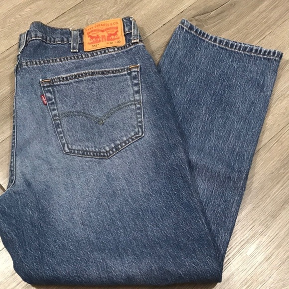 Levi’s 541 Athletic Tapered Leg Medium Wash Busted Knee Jeans size 38x30 - Picture 2 of 11